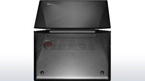 Lenovo Y50 należy do wyższej klasy notebooków multimedialnych